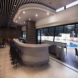 Hotel Oakwood & 4*