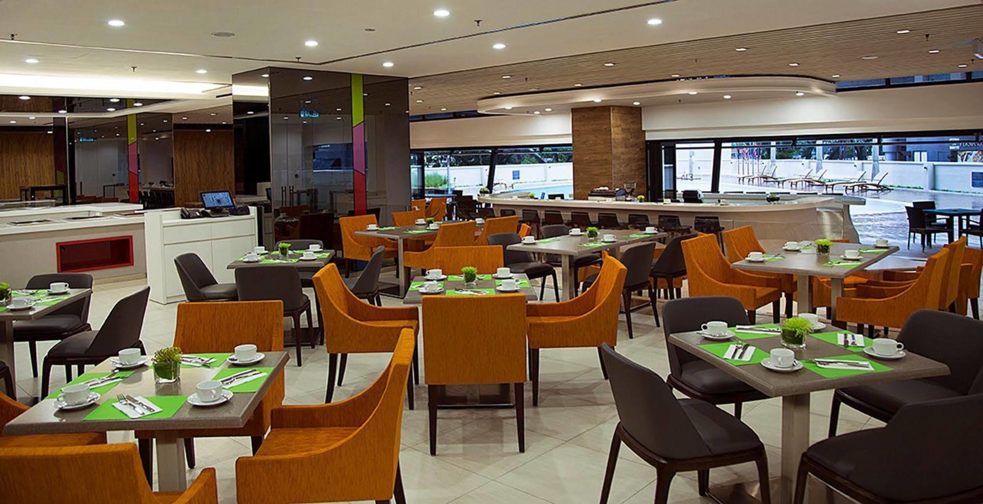 Oakwood & 4* Kuala Lumpur